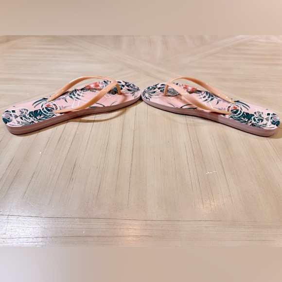 Roxy Women’s Starfish V Beach Flip-Flops Thongs – Pink Tropical Print (Size 8-9) - Picture 13 of 13